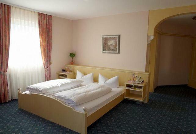 Hotel Krone เครสส์บรอนน์ อัม โบเดนเซ ภายนอก รูปภาพ
